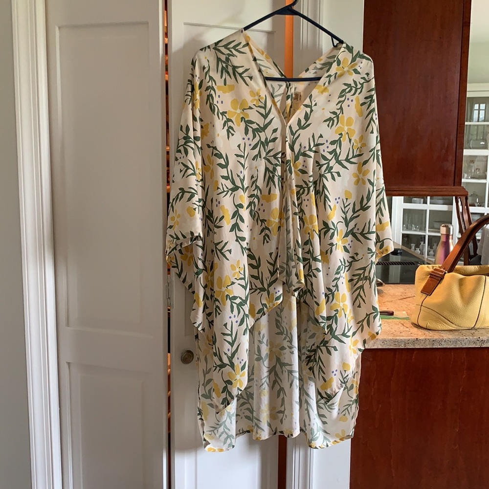 Sseko Kimono Like New Multi Way Shawl EUC